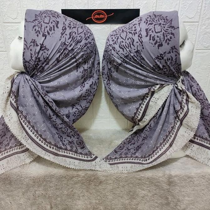 Diskon HIJAB SEGI EMPAT VOAL MOTIF ANGGREK UNGU MUDA