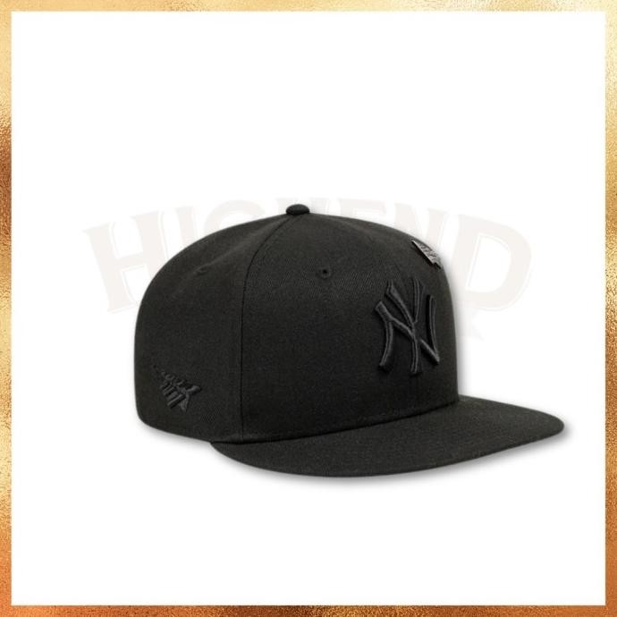 Ready Stock Topi New Era x Paper Plane Collab NY New York Yankees Blackout Special Edition 59FIFTY F