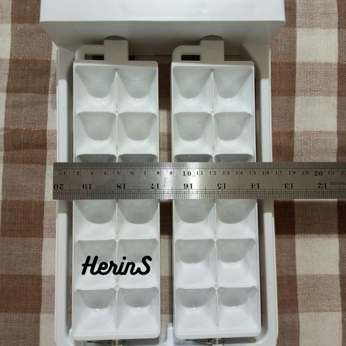 cetakan es batu ice twist lg original