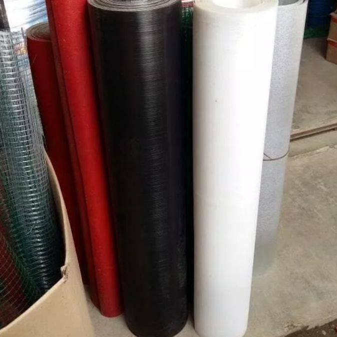 Fiber Pagar / Fiber Penutup Pagar. Warna Hitam Garis