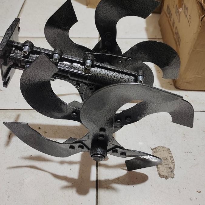 Cultivator/Kepala Mini Tractor/Peyiang Gulma/Pengembur Tanah D(Suri7) New Stok