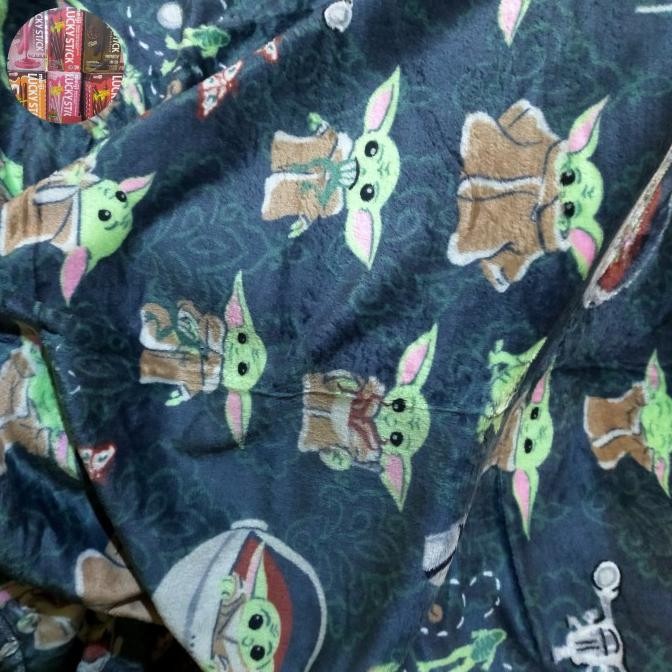 selimut king rabbit star wars baby yoda alien ufo