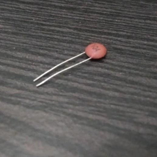 kapasitor Capacitor 104 pf 1004pf Pico farad ceramic 50v