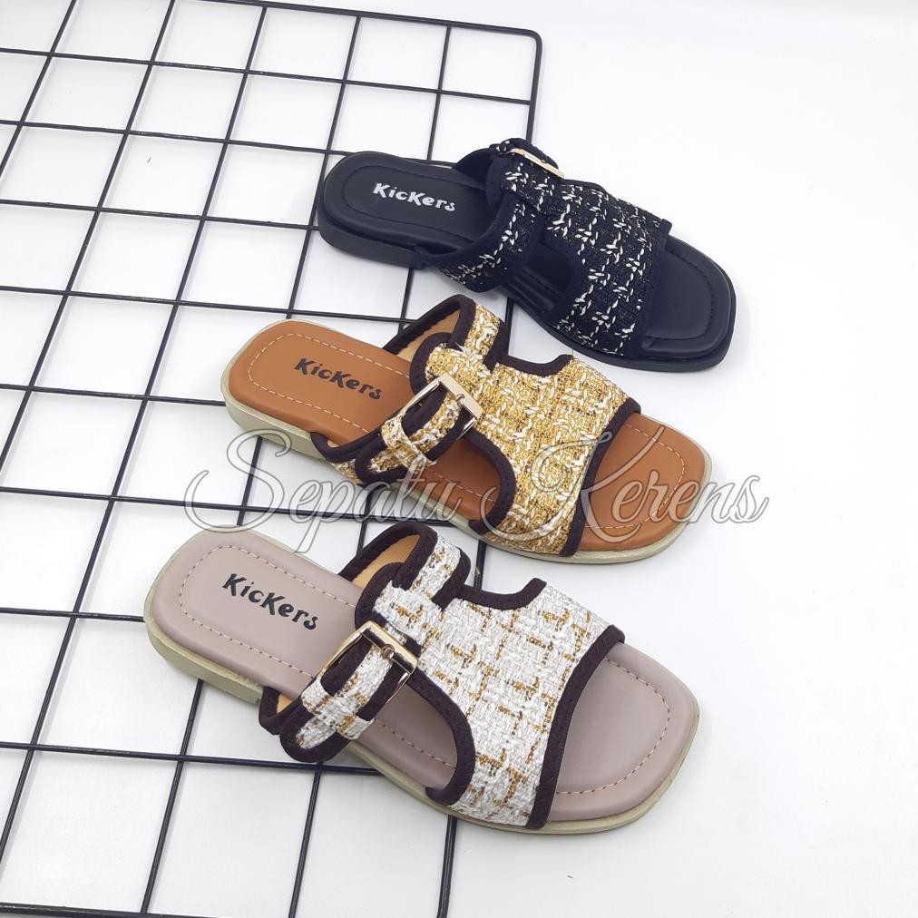 Best Kickers Sandal Selop Wanita Kekinian Kode Bq-04