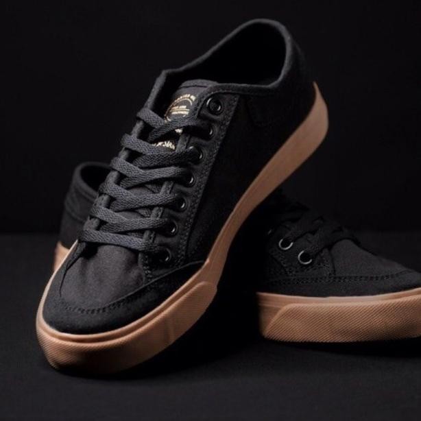 Sepatu Kanvas - Lucky Star Golf Black/Gum