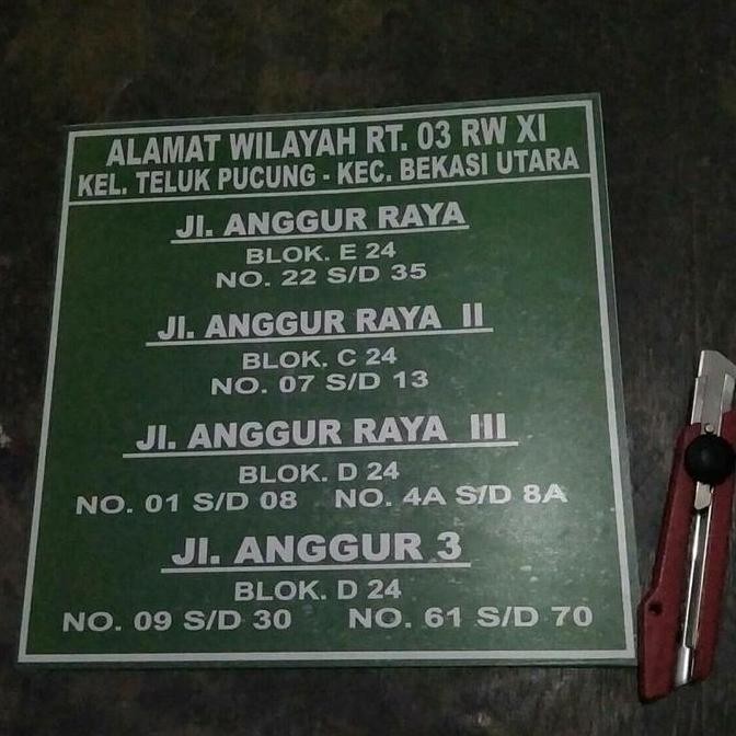 

Plang Nama Jalan / Papan Nama Plat Alustik 40 X 120 Cm