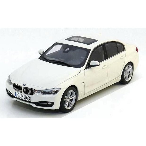 1:18 Paragon BMW 3 Series F30 White Diecast
