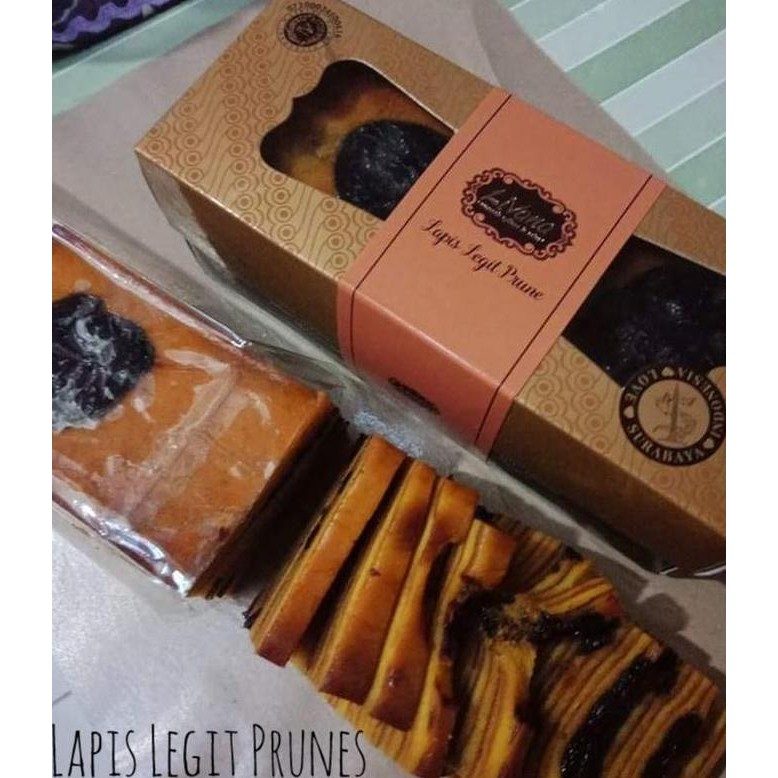 

HIW Lapis Legit Prunes Premium Asli Surabaya Moist dengan Resep Kuno