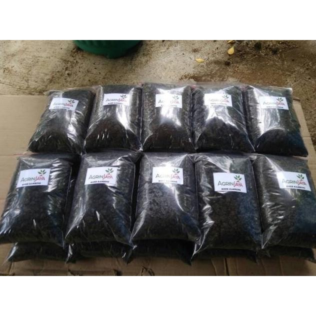 

Terlaris Pupuk Kandang Murni 1 Kg / Pupuk Organik / Pupuk Kompos / Media Tanam