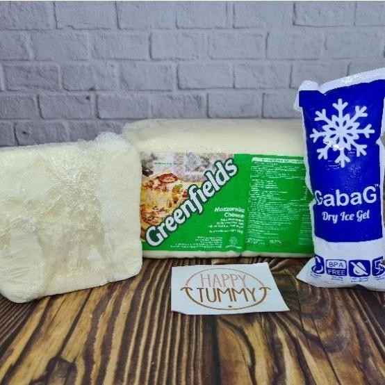 

Greenfields mozzarella repack 200gr & 500gr mozarella mozzarela mozza keju nUg