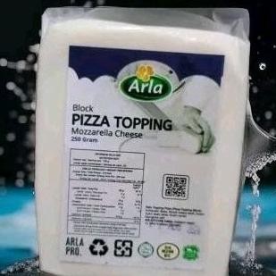 

KEJU MOZARELLA ARLA PIZZA TOPPING 250Gr (JAMINAN MULUR) nUg