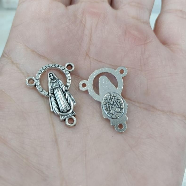 Gd-5 Eqw-68 Harces Maria Tangan Terbuka 2Cm Besar Isi 12 - Harces Maria - Harces Rosario - Harces Ma