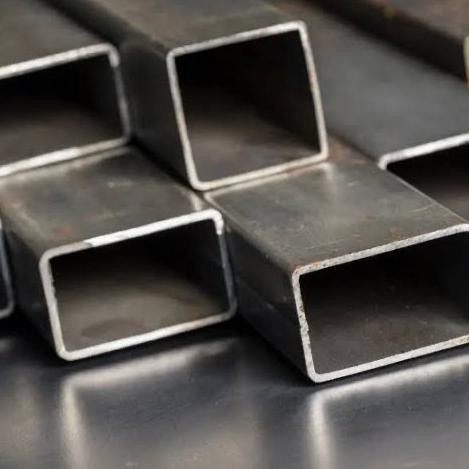 Besi Holo 4 X 6 X 2,8 Mm Panjang Custom