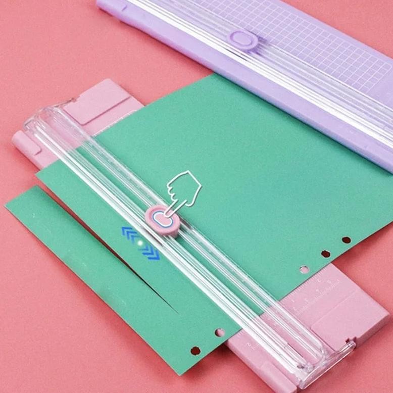 

1Pc Portable Mini Two-Way A4 Paper Cutter Manual Cut Photo Card Machine Office Paper Cutter Handbook Artifacts