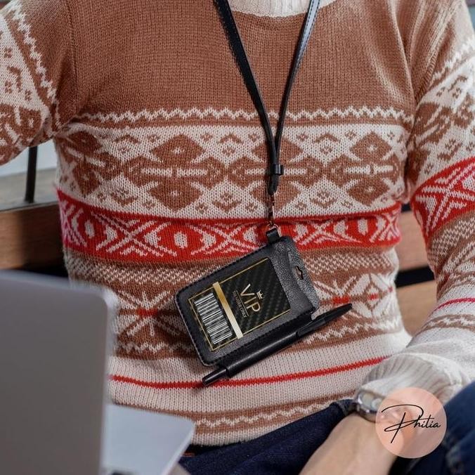 

HRG DISKON Lanyard ID Card Kulit Dengan Tempat Pulpen Name Tag Slot Pulpen