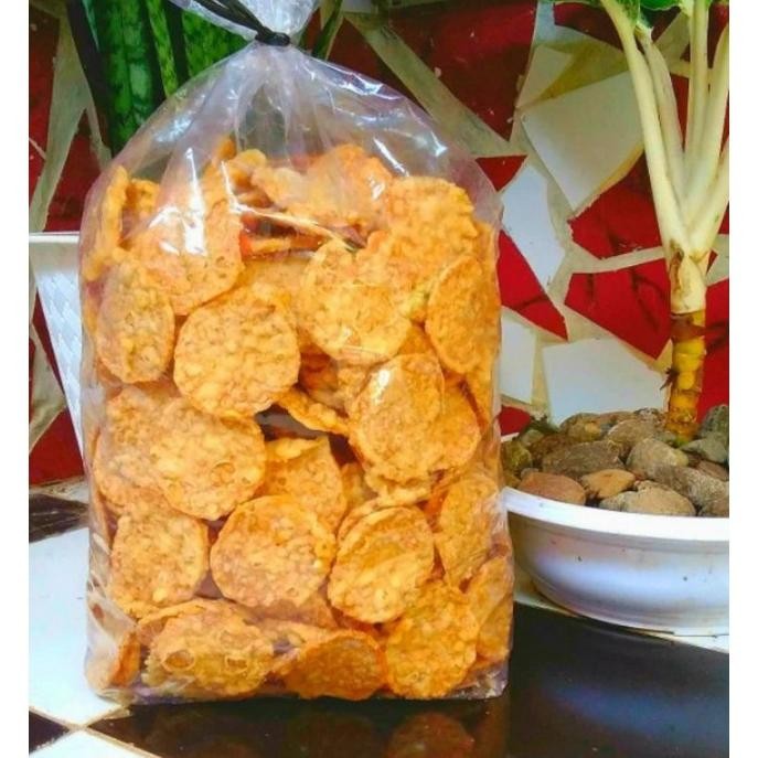 

Garansi Keripik Tempe Tepung Rasa Gurih Asin Berat 200Gram/Snack Kiloan