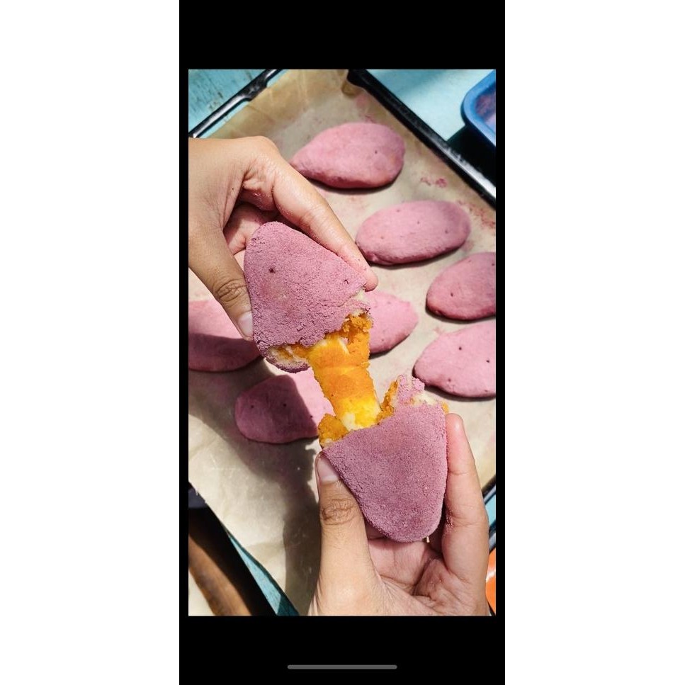 UBI GEMEZ MAMSAMAMOD (GOGUMA PPANG / SWEET POTATO MOCHI BREAD)