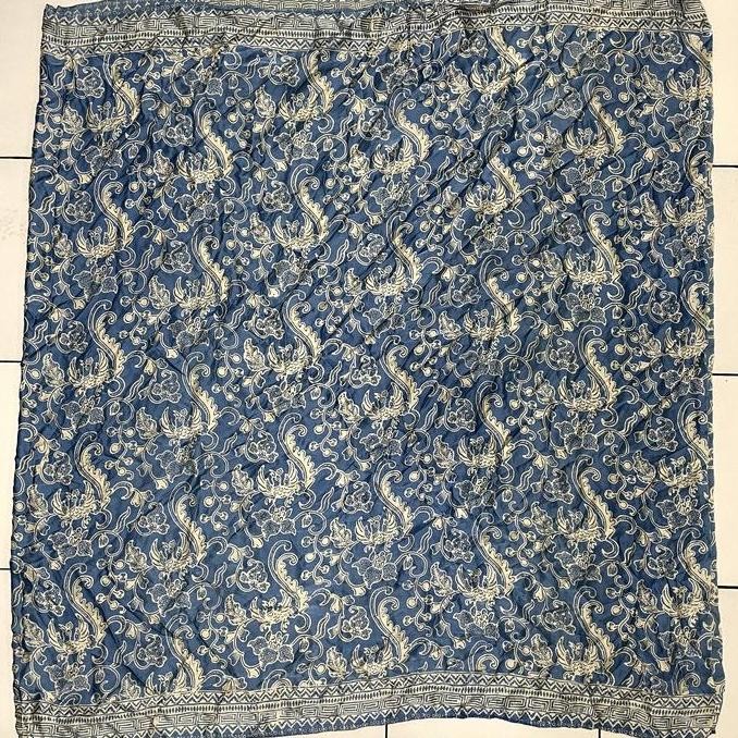 Kain Batik Tulis Sutra Warna merah [terbaik]