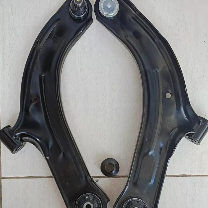 Lower arm assy nissan grand livina livina