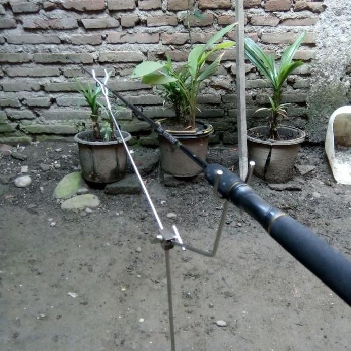 

Terlaris Cagak Joran Tancep Cabang 2 Dengan Scrup