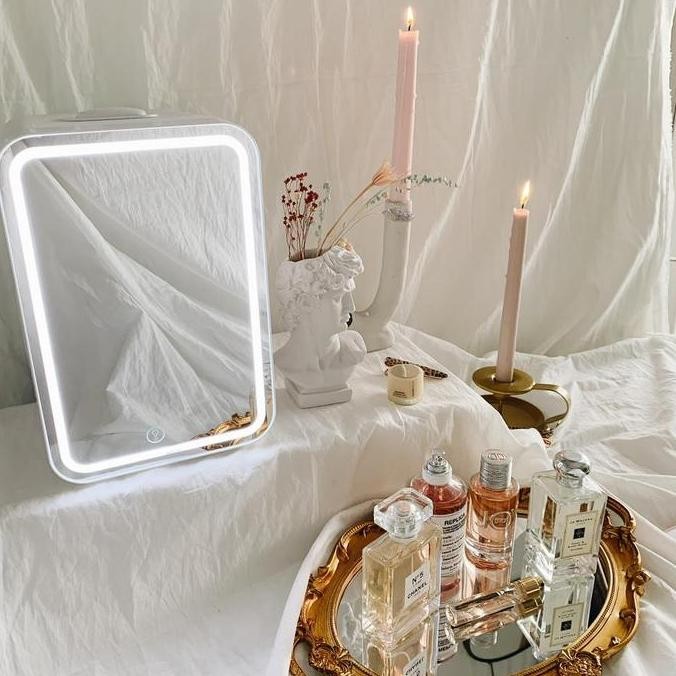 Tersedia Kulkas Mini Kaca Mirror LED 8L Kulkas Skincare Anak Kos