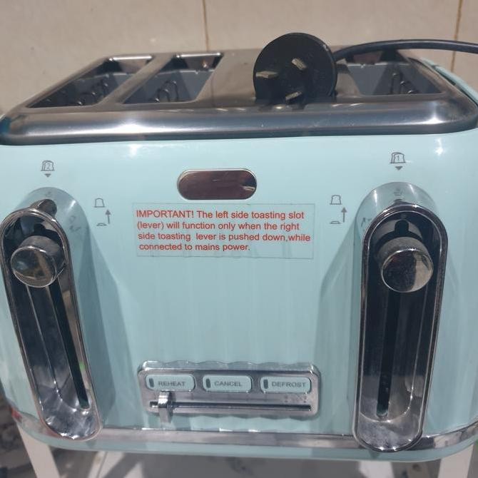 Toaster /Pemanggang Roti