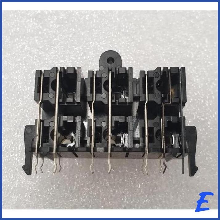 | BHG | SOCKET FEMALE RCA 6 SLOT LUBANG KONEKTOR AV MERK JALCO