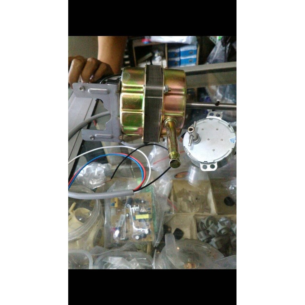 Dinamo Kipas Angin Miyako Remot Plus Rotari