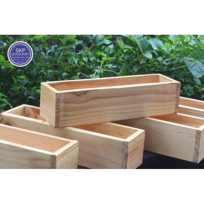 

Terlaris Kotak Kayu Wadah Serbaguna Wood Centerpice Kotak Tanaman Wooden Box