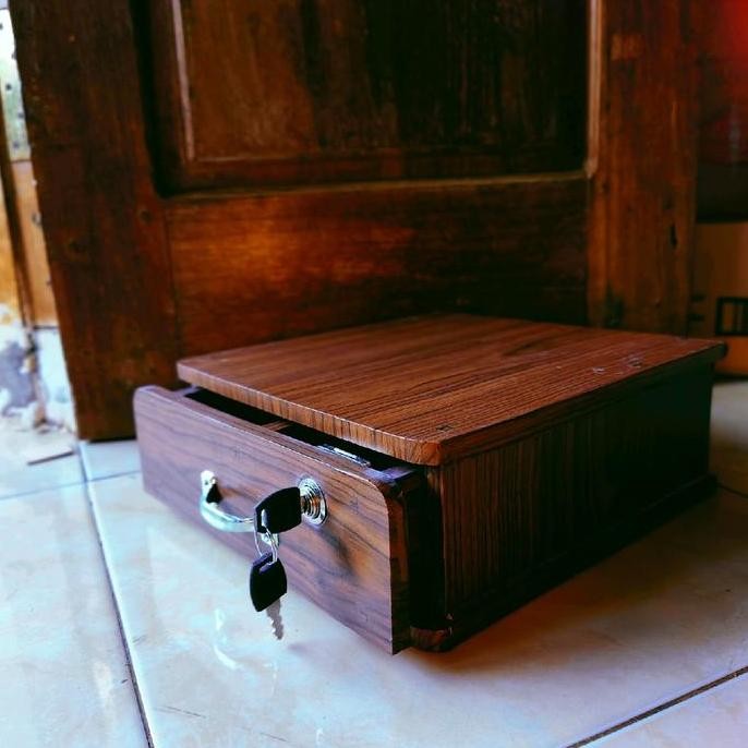 

Terlaris Promo Laci Murah Sekat 3 Laci Tempat Uang Laci Warung Penyimpanan