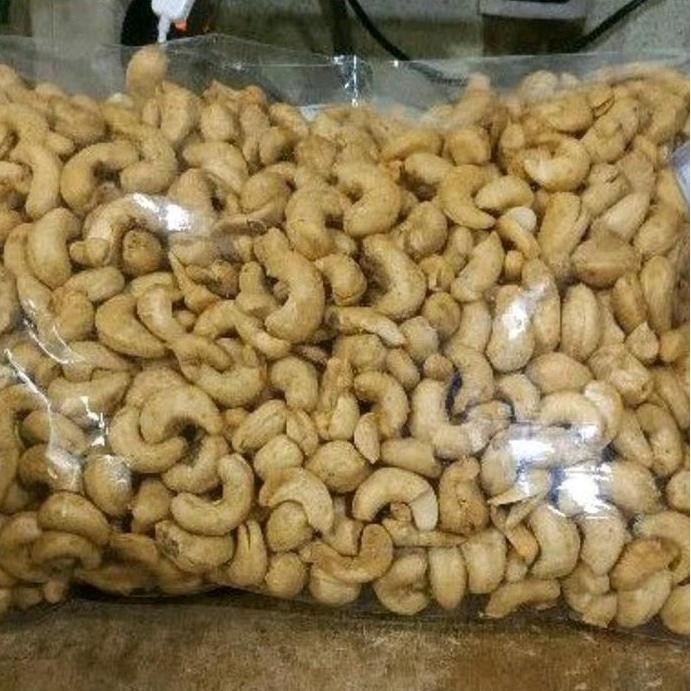 

Kacang Mede Panggang 1Kg Super