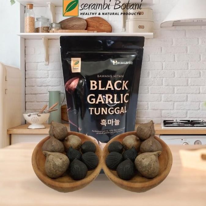 

Bawang Hitam Tunggal Lanang Black Garlic Tunggal 100Gr Serambi Botani