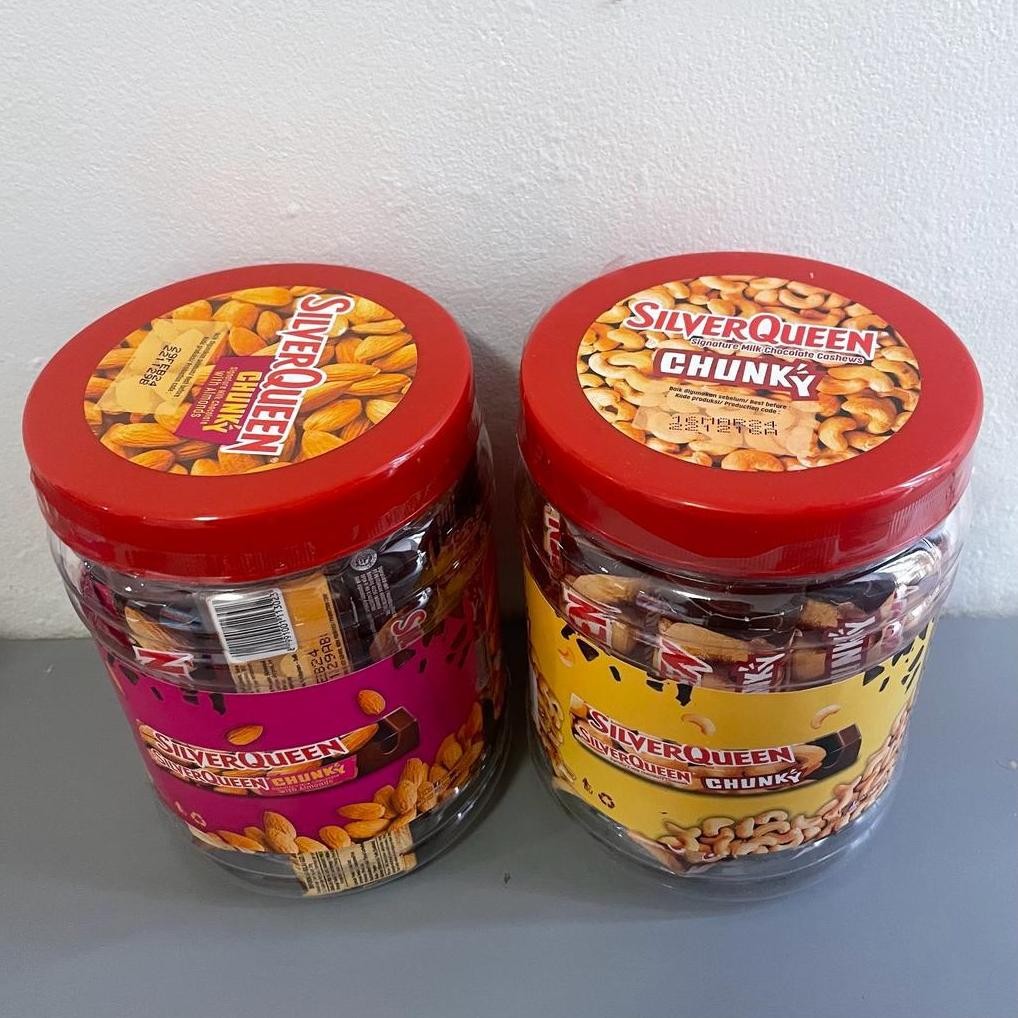 

SILVERQUEEN CHUNKY BAR JAR / TOPLES 26 GR ( 1 TOPLES / 12 PC )