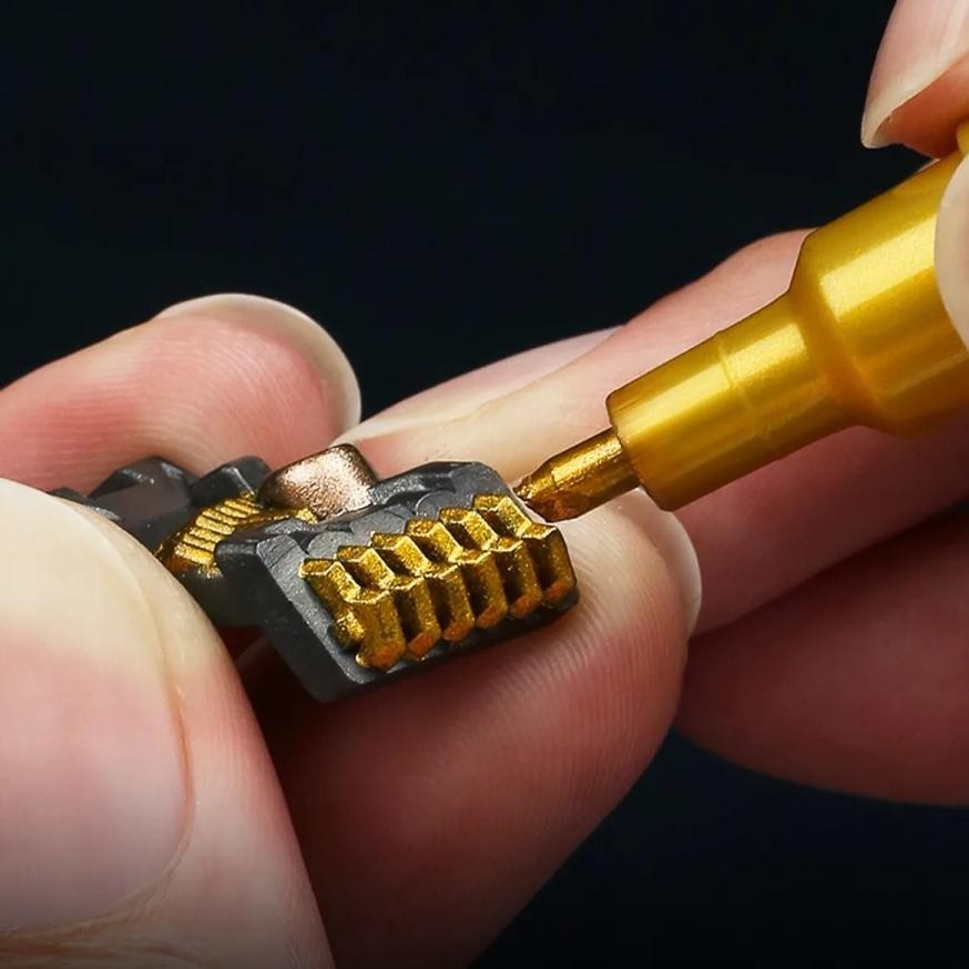 

DSPIAE MKA Metallic Color Markers Marker Gundam Model Kit