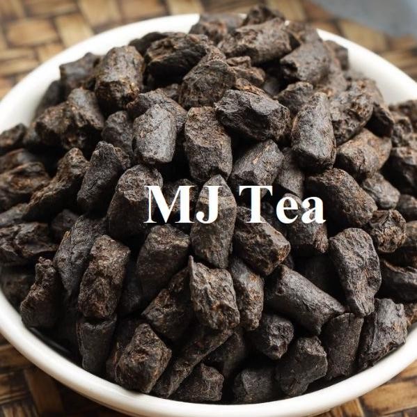 

Puerh Ripe Tea Broken Silver Fossilized Glutinous Rice Fragrance 250Gr Maison Auratea