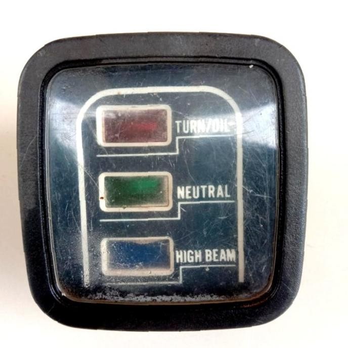 Sparepart dan Aksesoris kendaraan  Speedometer Suzuki A 100 A100 cm Kanan Bagian Oli n Netral. Origi