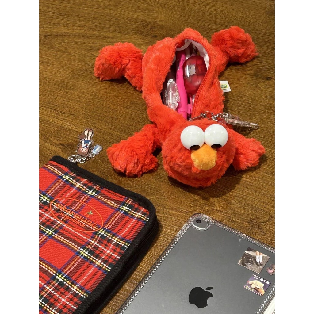 

Kotak Pensil Plush Lucu Penyimpanan Boneka Kartun Lembut Menggemaskan Gaya Jepang Kapasitas Besar Tas Penyimpanan Pelajar