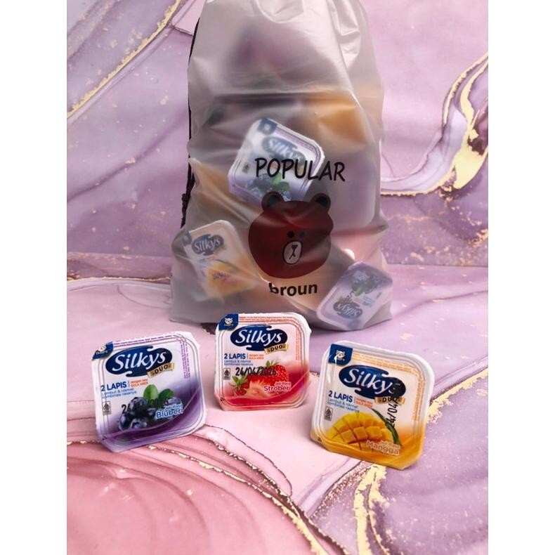 

Pudding Silkys 1Kg Duo Lapis Gula Aren Mix Fruit/ Silky Puding Kemasan/Pudding 1Kg Kurleb 38-40Pcs Ya Terlaris