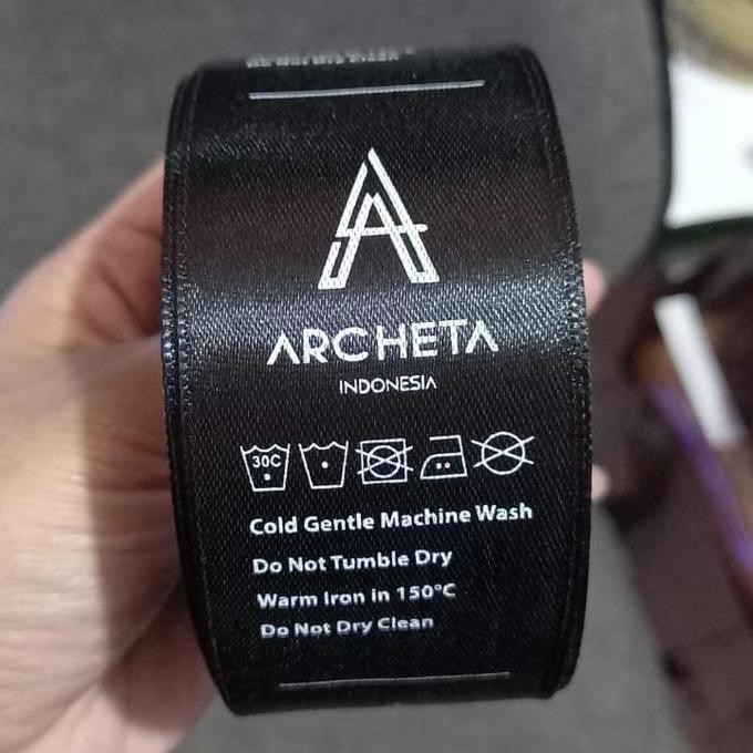 

LABEL BAJU SATIN 4CM