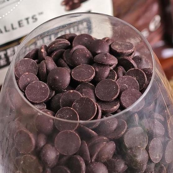 

Callebaut Dark Couverture Power 80% Repack 250Gr Cokelat Chocolate Coin Pahit Cocoa Coklat