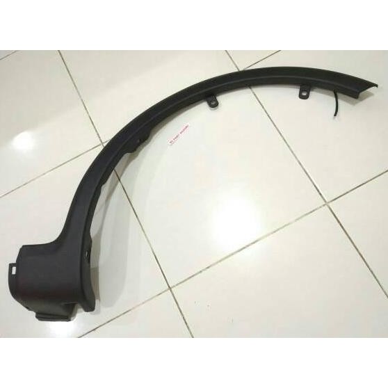 List body guard splash depan suzuki sx4