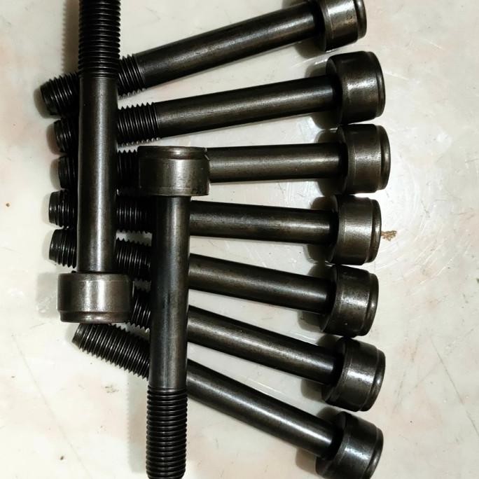 Baut Cylinder Head Deksel Xenia 1.0Cc 1000Cc Best