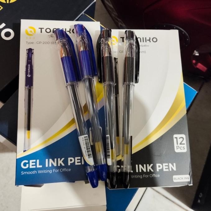 

Produk Baru!! Pulpen Gell 0.5mm /pack isi 12