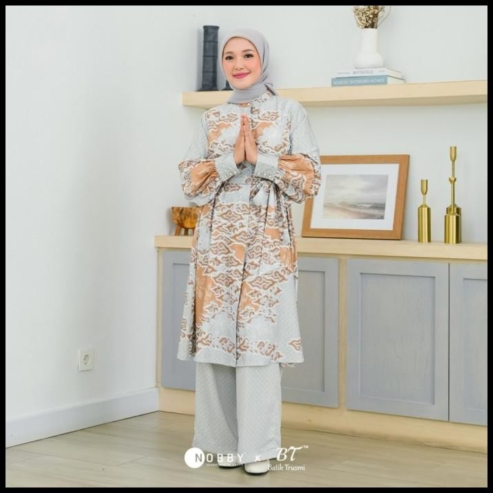 Harga Termurah Batik Trusmi X Nobby - Arunika Tunik Atasan Bahan Satin Best Seller