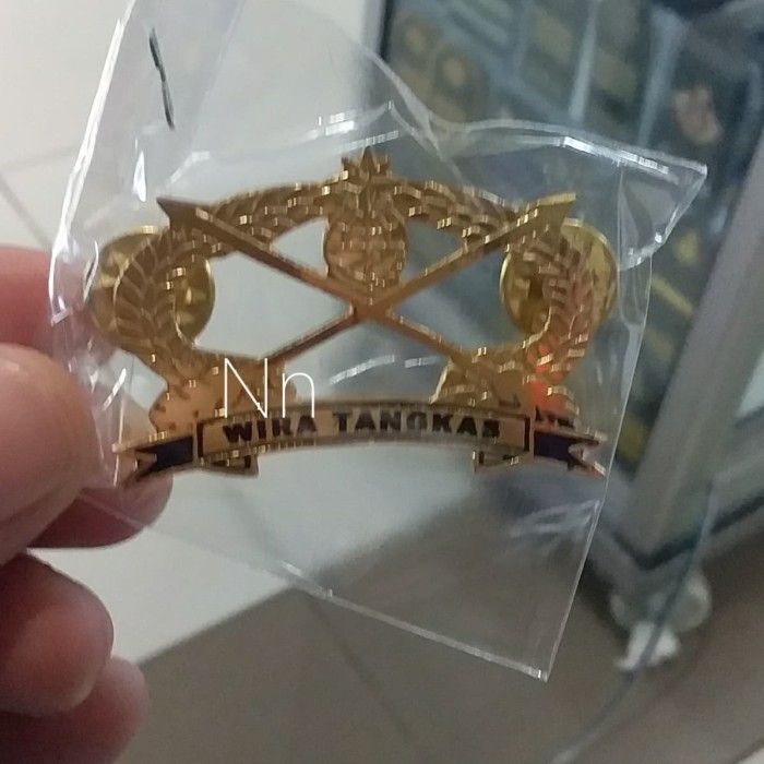 

Pin Wira Tangkas Besar