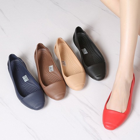 Crocs / Crocs Woman / Sepatu Crocs / Crocs Sienna / Crocs Flat Shoes