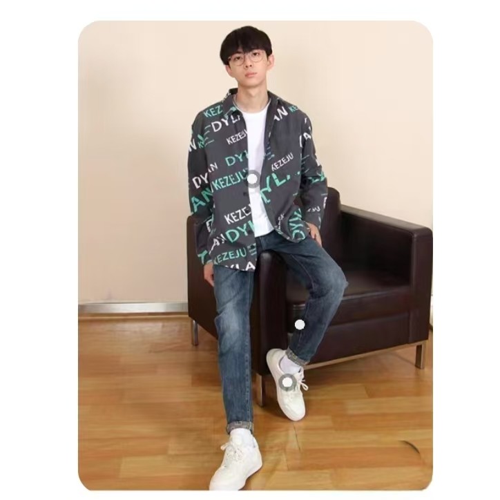 Kemeja Lengan Panjang Pria Tren Fashion Gaya Korea/Jaket Kemeja Kasual Tipis Cetak Huruf
