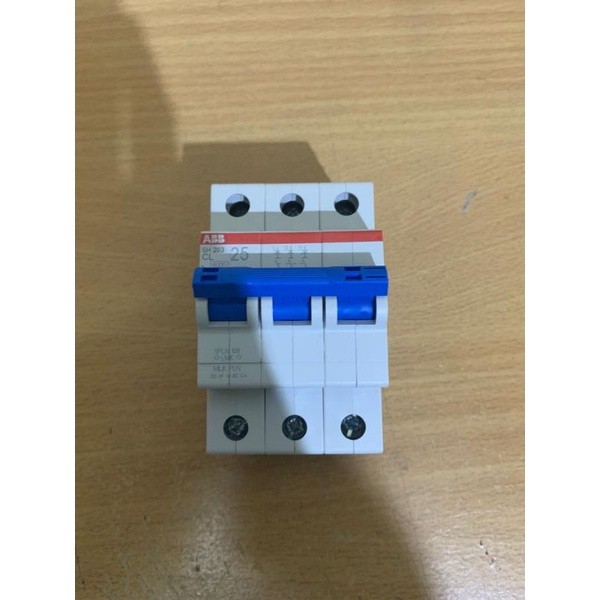 MCB ABB 3 pase Original SNI
