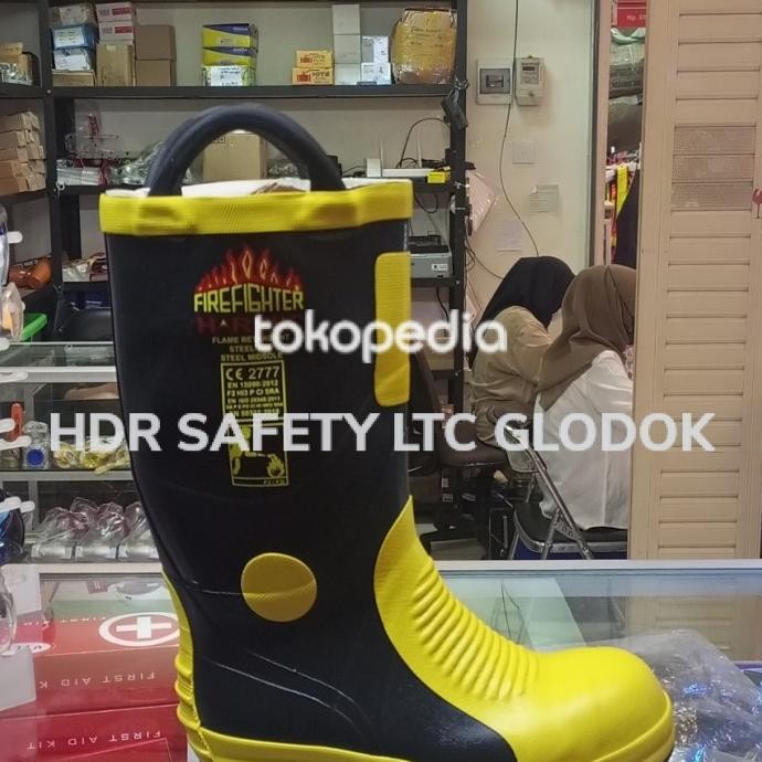 Promo SEPATU BOOT PEMADAM KEBAKARAN ORIGINAL HARVIK COD