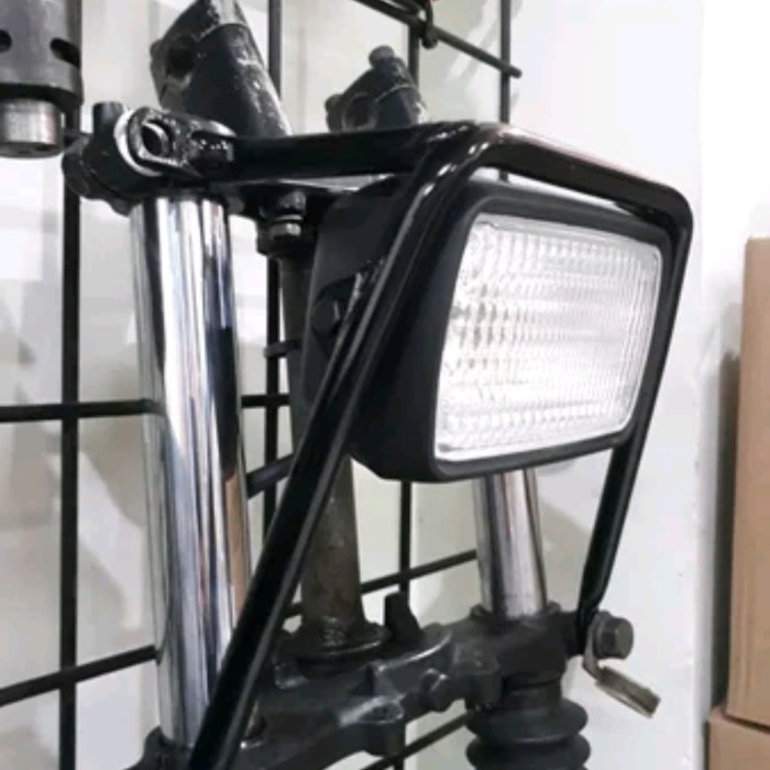 Lampu Depan Mini Persegi Suzuki Ts125 Lampu Depan Suzuki Ts125 Braket Lampu Depan Suzuki Ts125 Duduk